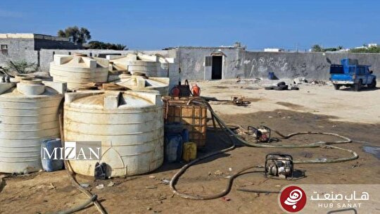 کشف محل دپو ۸۴ هزار لیتر سوخت قاچاق در شهرستان سیریک استان هرمزگان کشف محل دپو ۸۴ هزار لیتر سوخت قاچاق در شهرستان سیریک استان هرمزگان