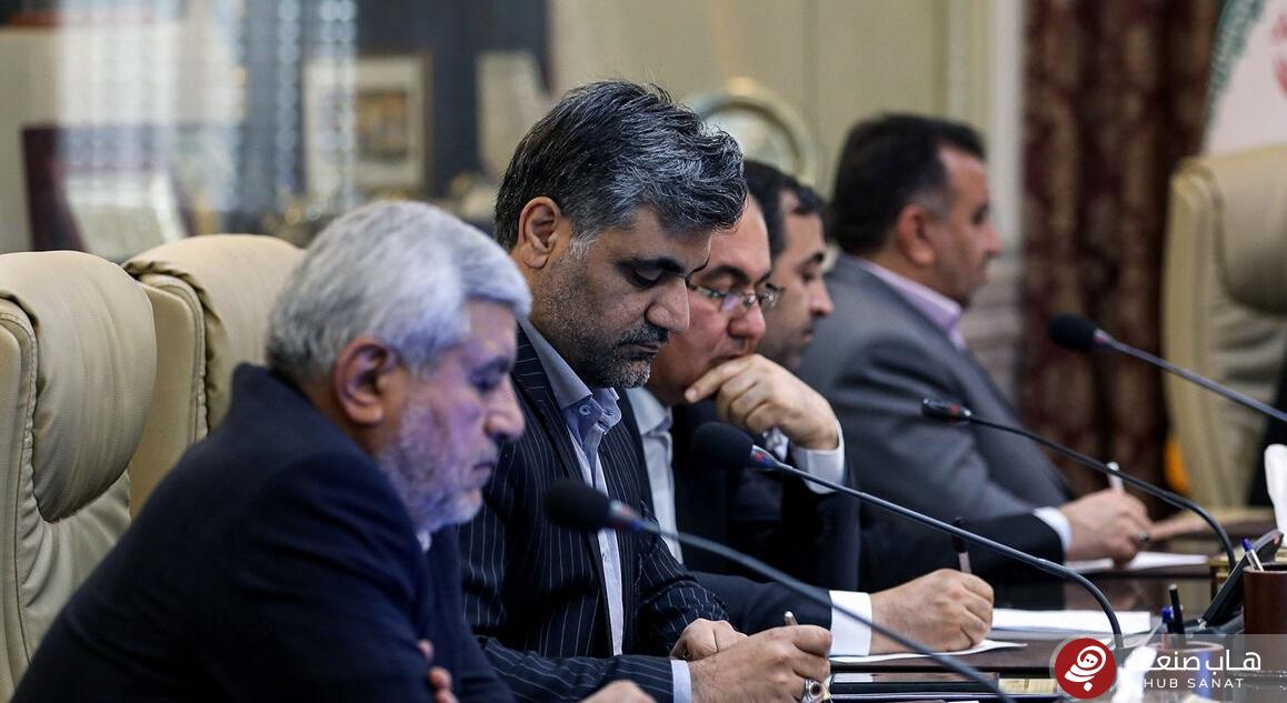 دیدار اعضای کمیسیون انرژی مجلس با وزیر نفت