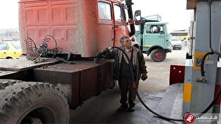 تمام جایگاه‌های عرضه گازوییل در بندرعباس به دستگاه میتر مجهز شدند