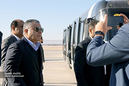 سفر محسن پاک‌نژاد، وزیر نفت به عسلویه