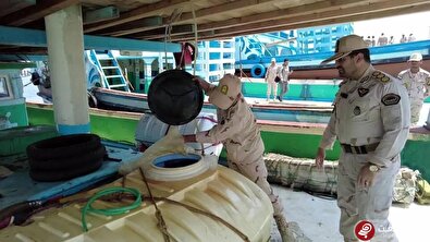 لنج حامل ۵۵ هزار لیتر سوخت قاچاق در آب‌های کیش توقیف شد