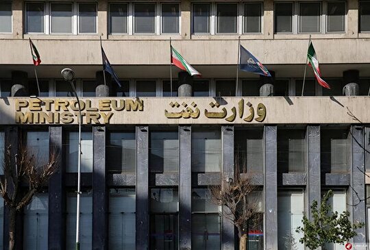 ماجرای بکارگیری ۵۰ بازنشسته در شرکت زیر مجموعه وزارت نفت