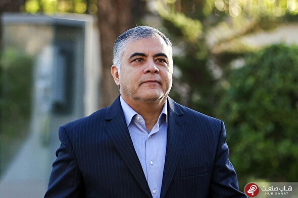 واکنش وزیر نفت به شایعه استعفا: جایی نمیرم و خدمتگزاری به مردم باعث افتخار من است