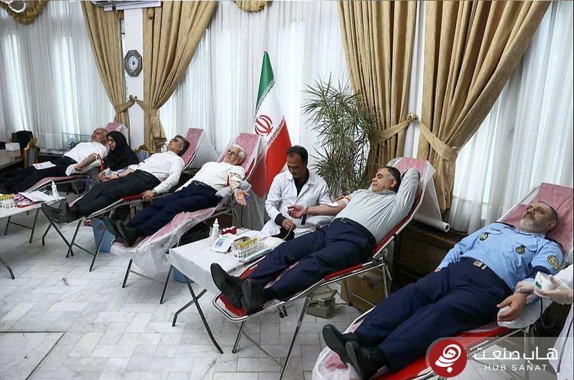 وقوع انفجار در اسکله شهید رجایی بندرعباس/ انفجار ارتباطی با پالایشگاه‌ها و مخازن سوخت نداشته است/ رئیس‌جمهور از مجروحان عیادت کرد