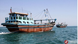 توقیف شناور حامل ۳۵۰ هزار لیتر سوخت قاچاق توسط سپاه