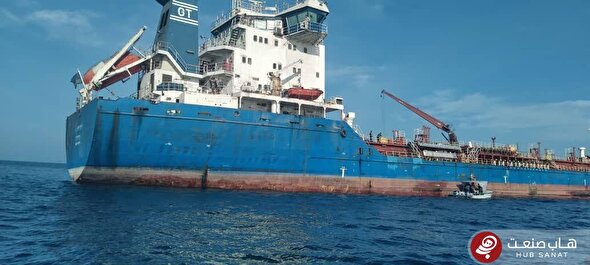 تصاویری از نفت‌کش خارجی توقیف شده در دریای عمان به علت حمل ۶ میلیون لیتر سوخت قاچاق