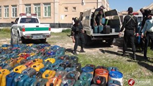 کشف ۳ هزار لیتر بنزین قاچاق دپو شده در قلعه‌گنج کرمان