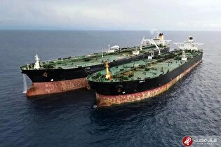 ونزوئلا نفتکش‌ادی خود را با اسکورت نظامی روانه دریا کرد