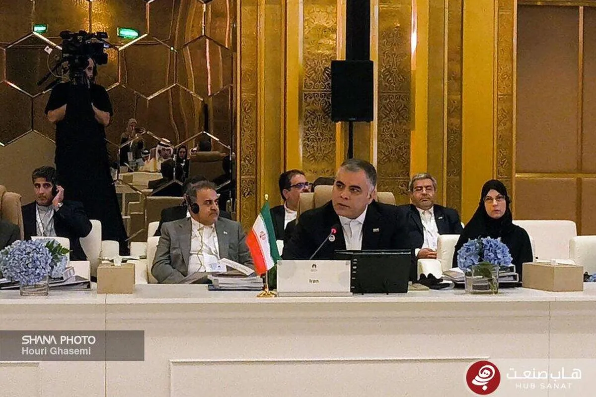 وزیر نفت: هزینه‌های تأمین انرژی جهان با تشدید تحریم‌ها افزایش یافته است