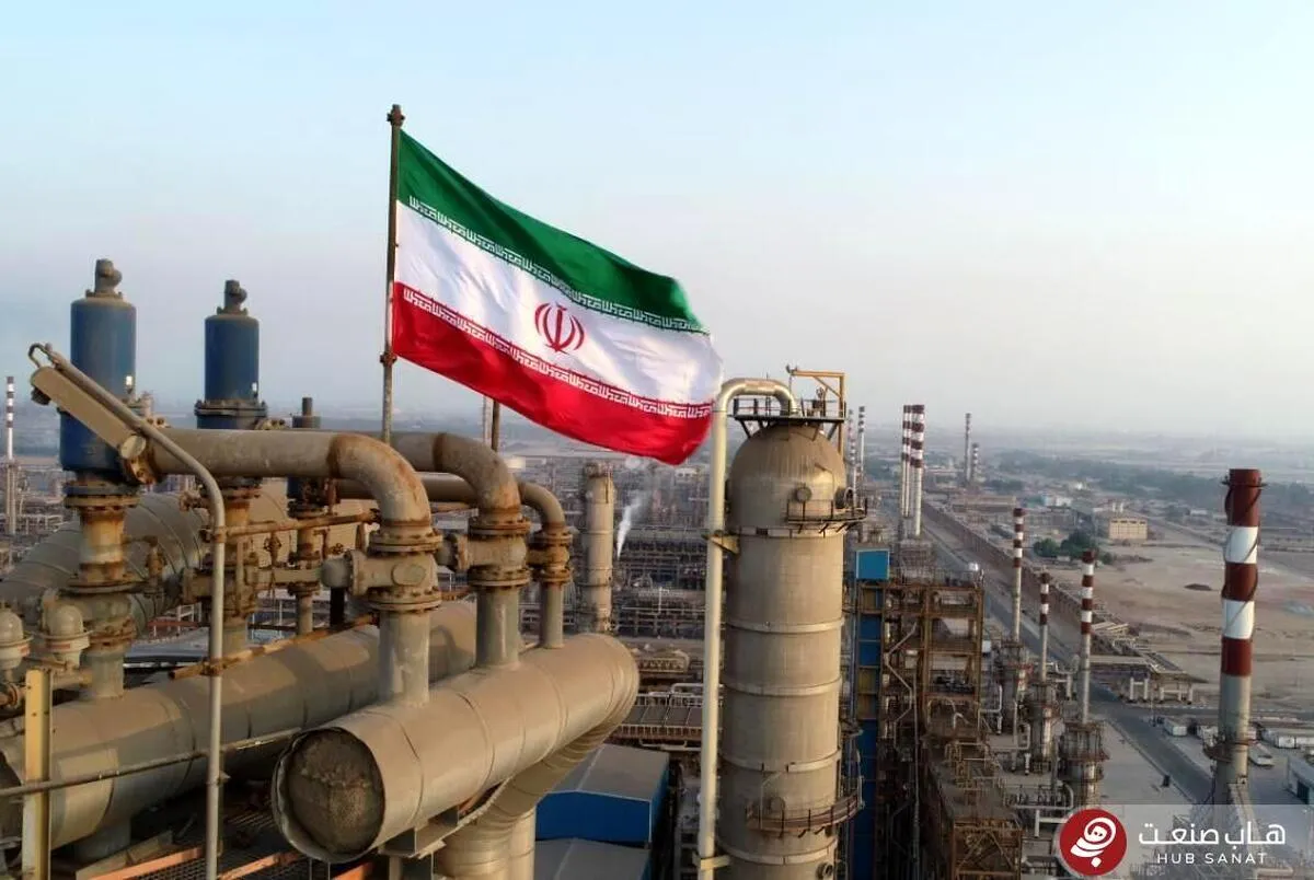 تلاش شبانه‌روزی کارکنان نفت برای استمرار تولید و انتقال نفت