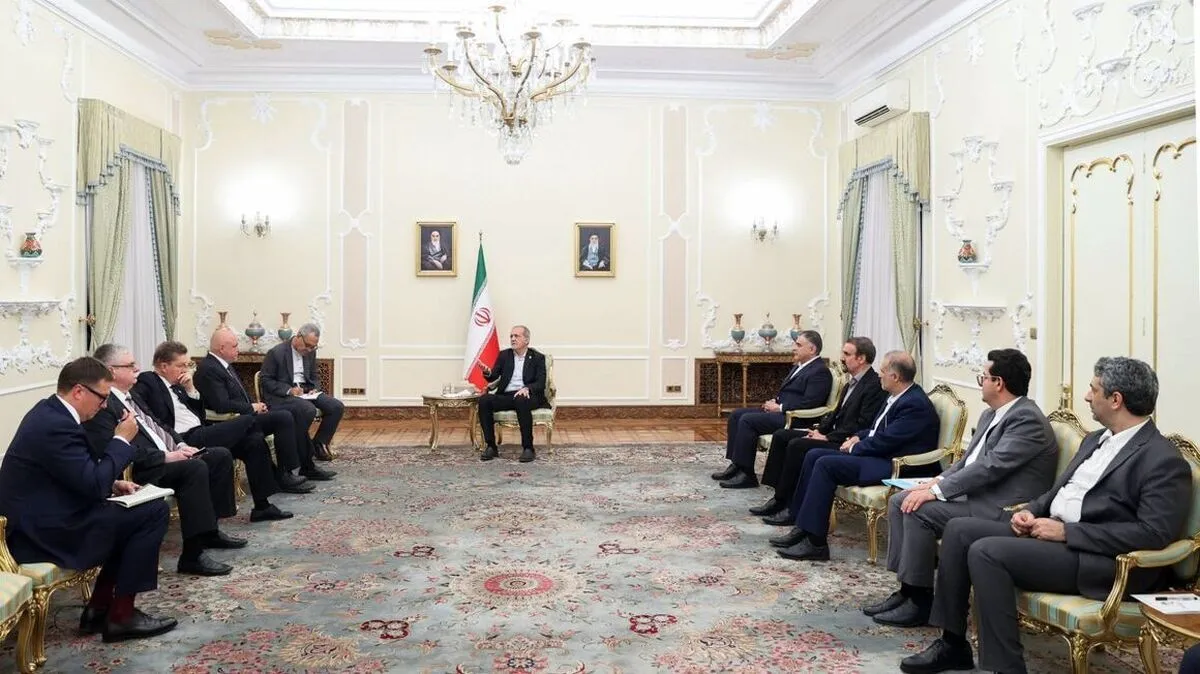 رئیس‌جمهور: هیچ مانعی بر سر همکاری تهران - مسکو وجود ندارد