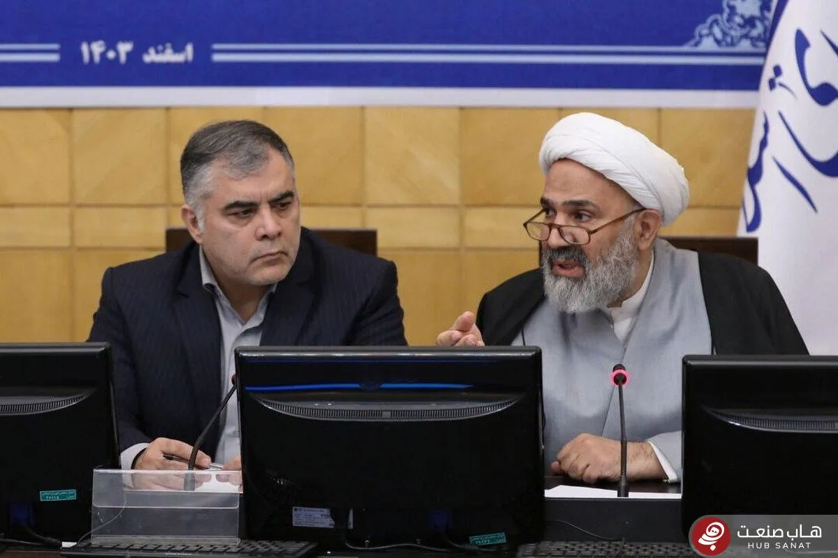 وزارت نفت جمع‌آوری گاز‌های همراه نفت را با جدیت و ظرفیت بیشتری پیگیری کند