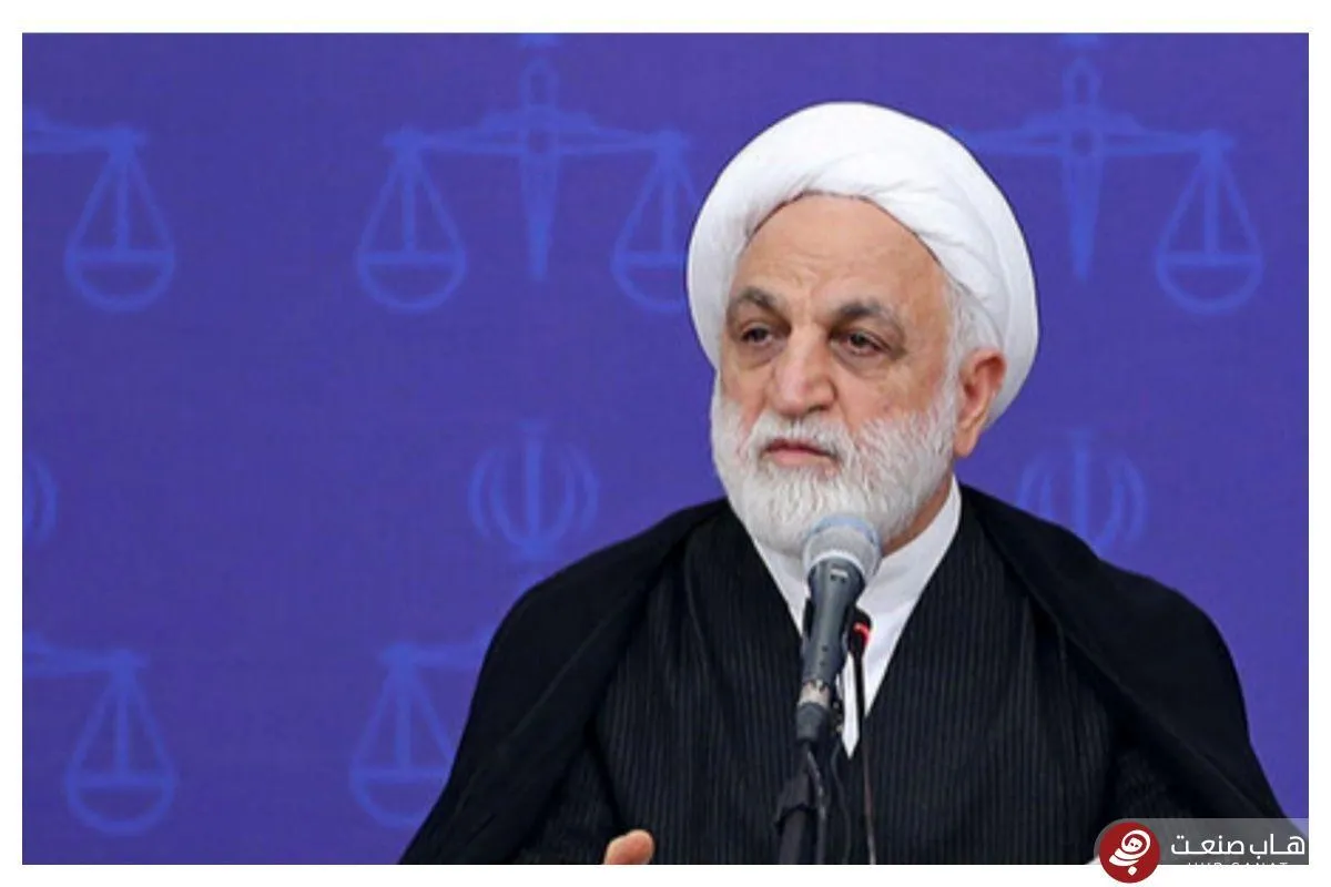 دستور رئیس قوه قضاییه به دادستان کل کشور: با کمک‌کاران دولتی و حکومتی قاچاق سوخت به شدت برخورد کنید