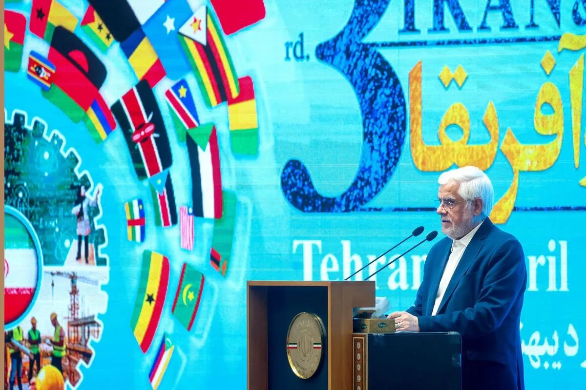 اعلام آمادگی ایران برای صادرات محصولات پتروشیمی به آفریقا