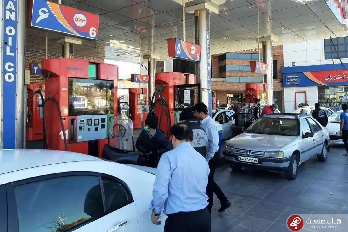 حمله دوباره روزنامه کیهان به دولت روحانی و بیژن زنگنه؛ «۱۲ میلیارد خسارت بنزینی در سال به‌خاطر بزک‌کردن توافق با آمریکا»