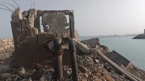 حمله دشمن آمریکایی به آب‌شیرین‌کن جاسک، ۲۰ روستا با جمعیت ۱۰ هزار نفری را بی‌آب کرد
