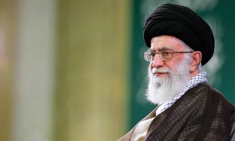 پیام رهبر انقلاب اسلامی درپی حادثه دردناک اسکله شهید رجایی بندرعباس
