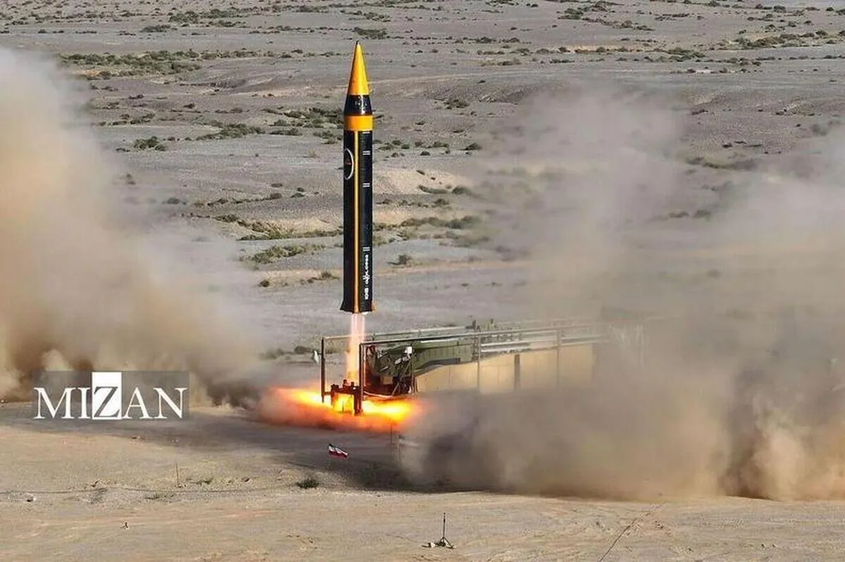 شلیک موشک بالستیک چند کلاهکه خیبرشکن برای نخستین‌بار در موج بیستم عملیات وعده صادق ۳