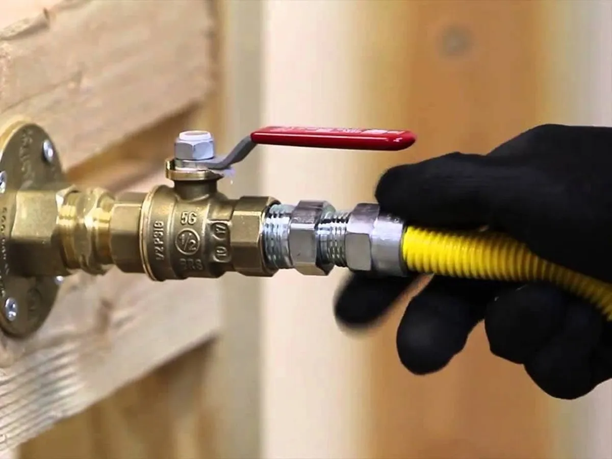 انفجار یک ساختمان در اثر نشت گاز در تهران