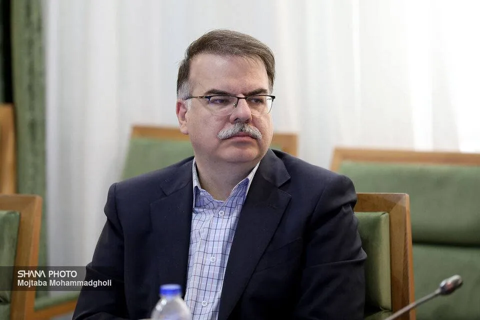 امید شاکری