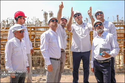 بازدید میدانی از روند بازسازی پالایشگاه‌های پارس جنوبی
