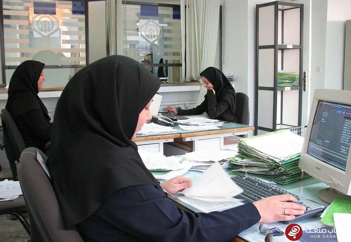 نماینده مجلس: رؤسای قوا برای حل مشکلات نیرو‌های شرکتی تدابیر ویژه اتخاذ کنند