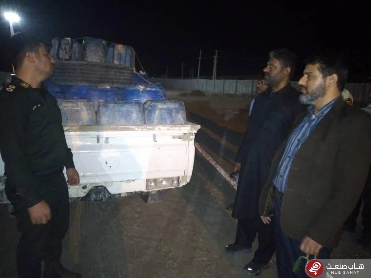 کشف مخازن زیرزمینی حاوی ۳۰۰ هزار لیتر سوخت قاچاق در شهرستان جاسک استان هرمزگان 